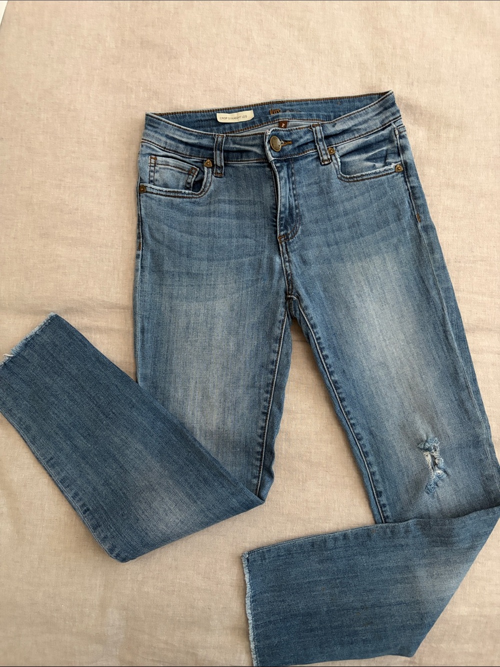 Kut from the Kloth Medium Blue Straight Leg Jeans with Knee Distress